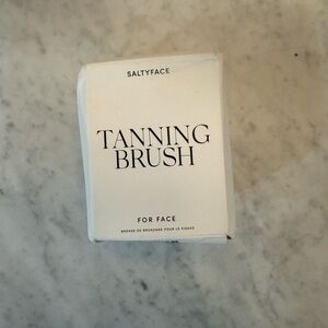 NWT Saltyface Tanning Brush for Face Application